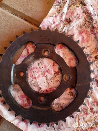 Цепь со звёздами 428