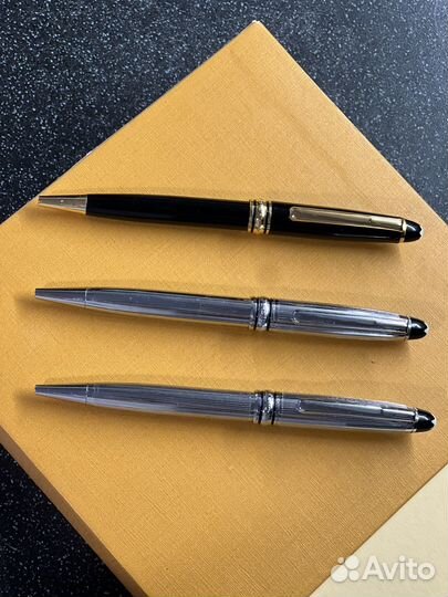Montblanc ручка