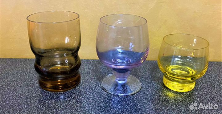 Рюмки из цветного стекла СССР