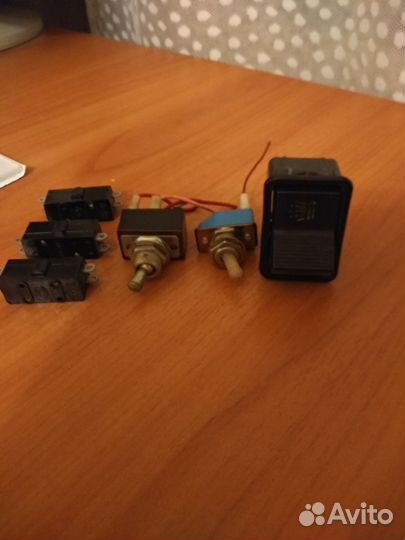 Микропереключатель,тумблер