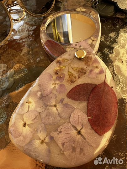 Зеркало карманное (эпоксидная смола)