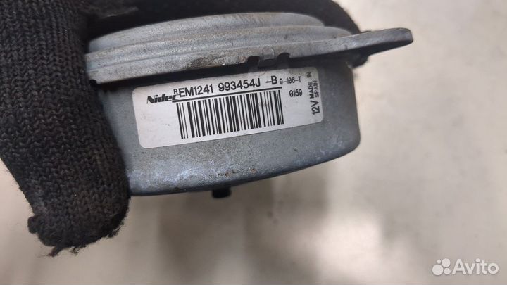 Вентилятор радиатора Audi A4 (B8)