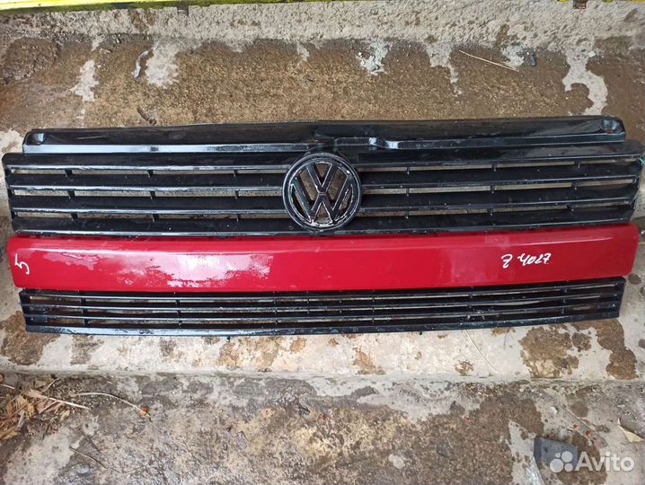 Решетка радиатора Фольксваген Т4