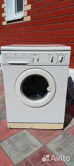 Стиральная машина indesit
