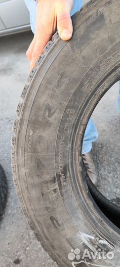 Pirelli Ice Zero 70 R16