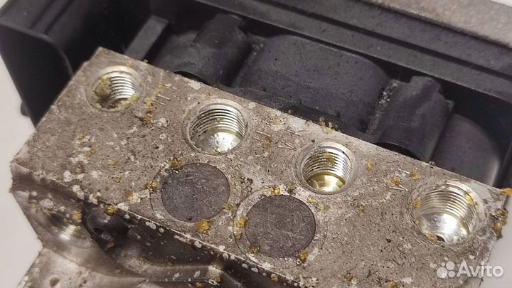 Блок абс, 6889214 BMW 7 G11 G12 2015-2022 года