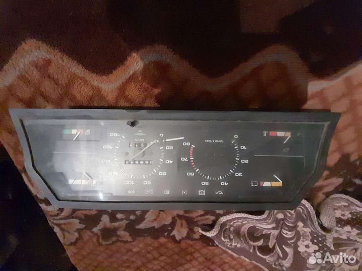 Панель приборов москвич 2141 в хор сост