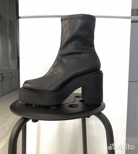 Ботильоны HM