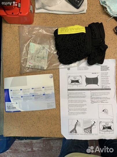 Оригинальная сетка багажника VAG