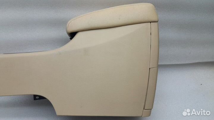 Центральная консоль Subaru Tribeca WX EZ30D 2007