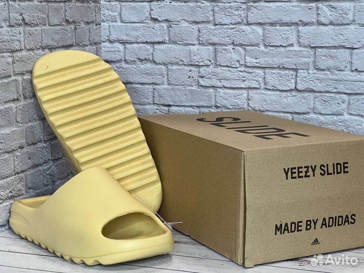 Тапки adidas yeezy slide