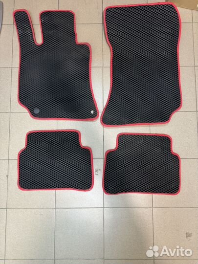 Коврики на Mercedes W212