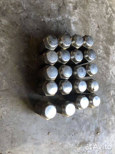 Гайки колесные м12х1 5