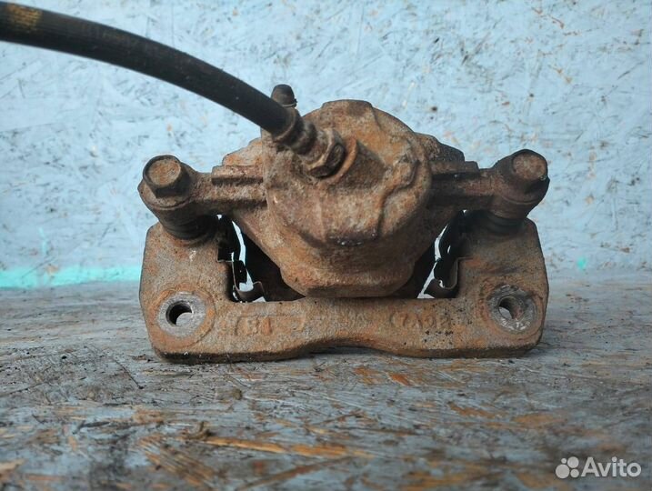 Суппорт передний левый Kia Spectra 1 рест 2