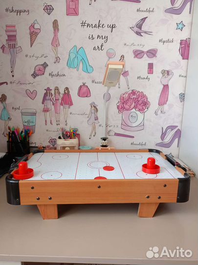 Настольный аэрохоккей