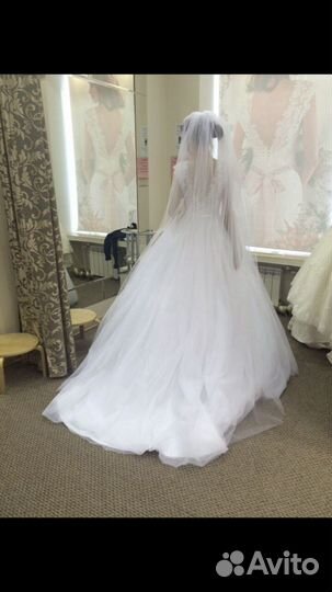 Платье свадебное