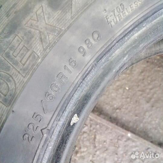 Yokohama Guardex F700P 225/60 R16