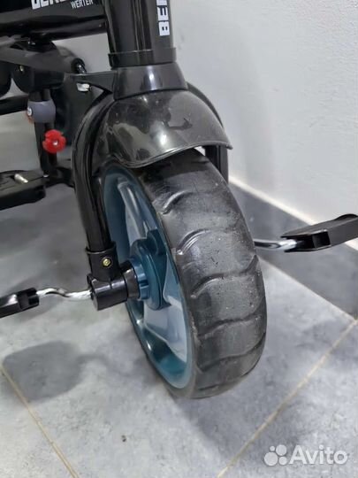 Детский трехколесный велосипед