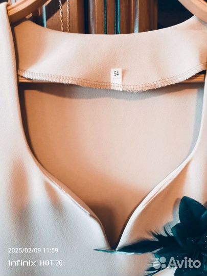 Платье женское