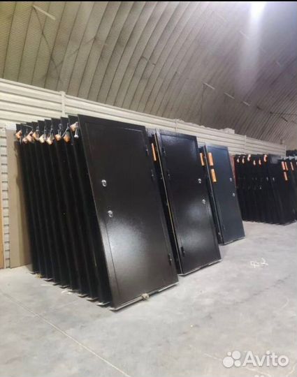 Двери входные И межкомнатные