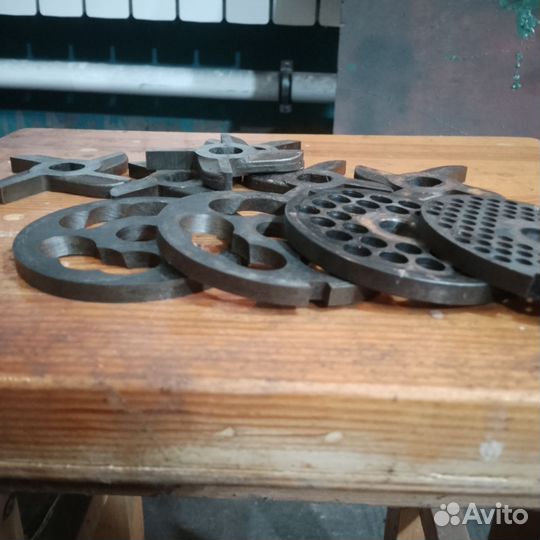 Ножи и решетки мясорубок мим 300