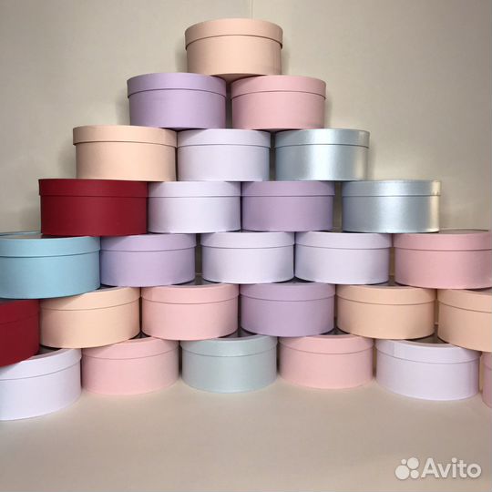 Шляпные коробки с прозрачной крышкой