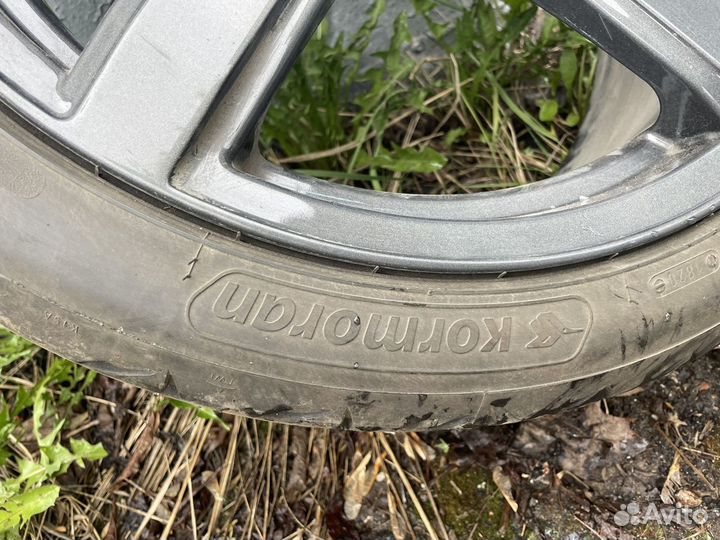 Kormoran Road Performance 235/40 R19 96Y