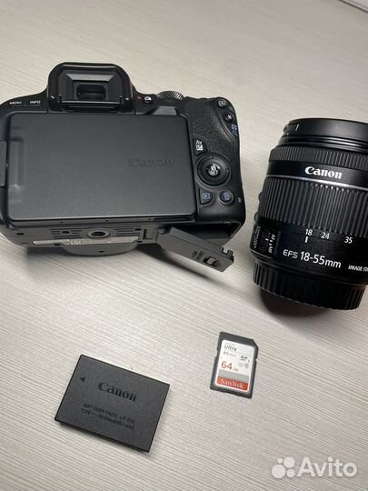 Зеркальный фотоаппарат canon eos 200d