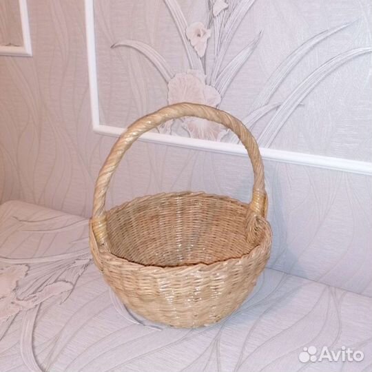 Корзина плетеная
