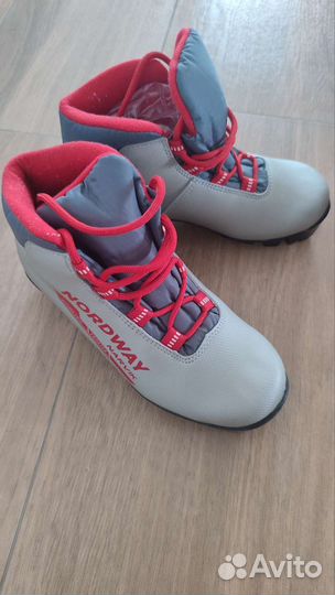Лыжные ботинки Nordway 35 размер