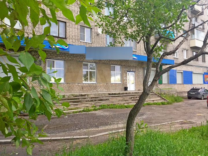 4-к. квартира, 130 м², 1/5 эт.