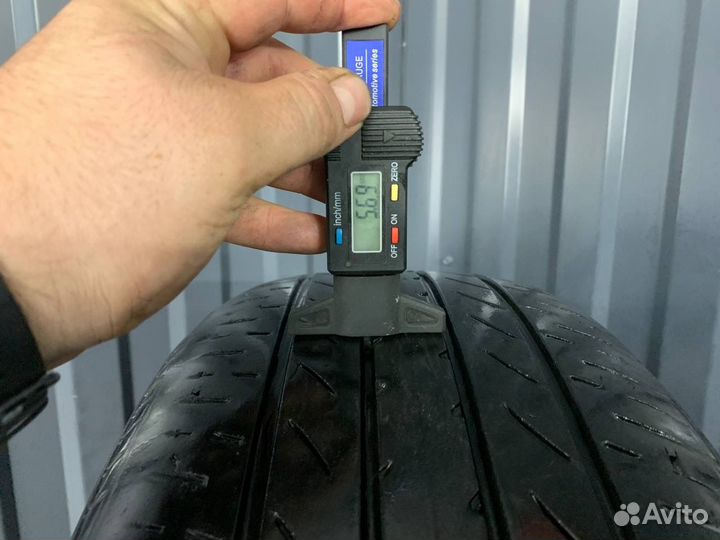 Yokohama BluEarth E75 215/60 R16 95V