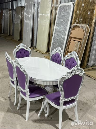 Стол и стулья новые / Обеденная группа