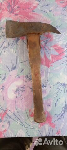 Топор пожарного ретро