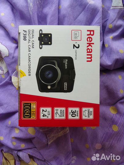 Двухкамерный цифровой видеорегистратор Recam f300