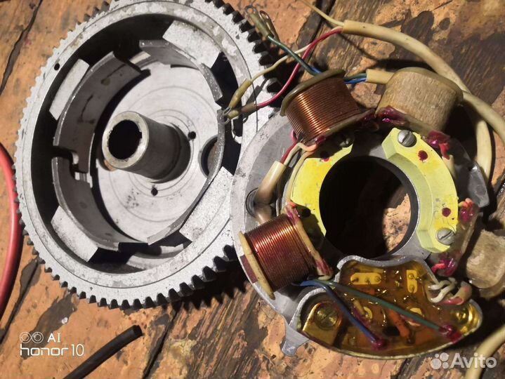 Лодочный мотор 