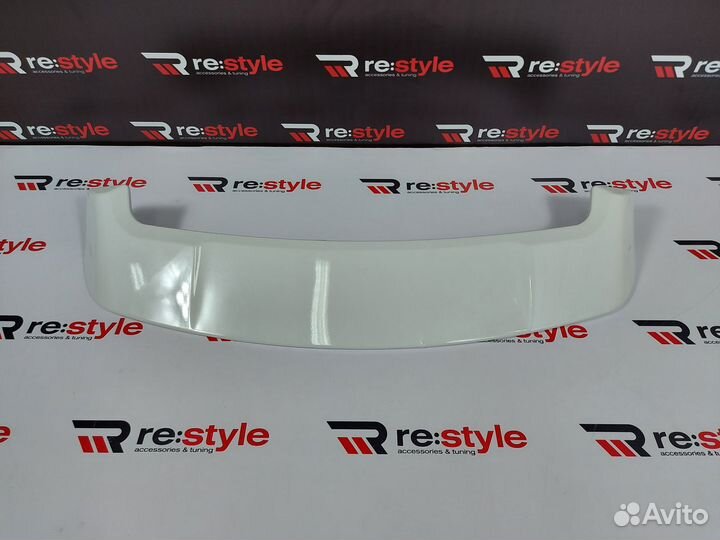 Спойлер Наверх Mitsubishi Outlander 12-19г Белый К