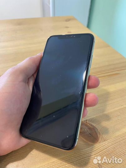 iPhone Xs, 64 ГБ