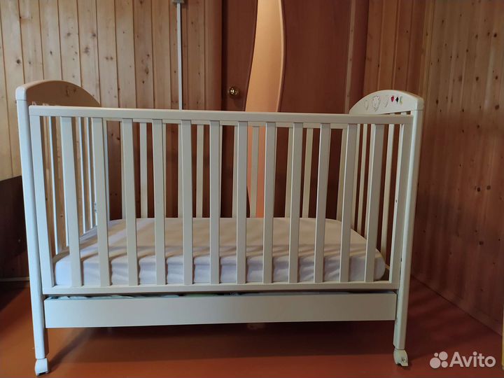 Детская Итальянская кроватка Erbesi в эмали