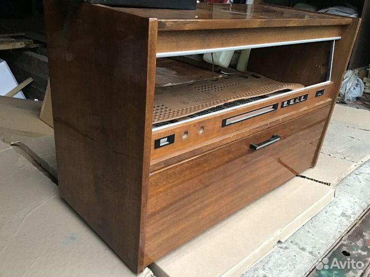 Корпус радиоприемника Симфония 003