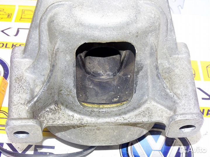 Подушка двигателя Ауди S5