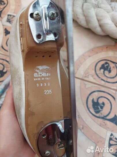 Фигурные коньки edea