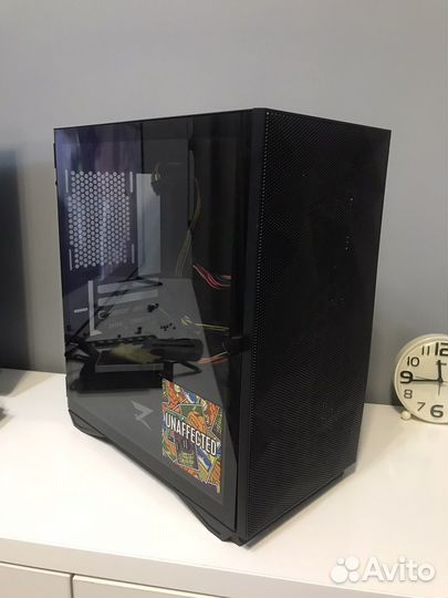 Игровой корпус для пк с Блоком питания