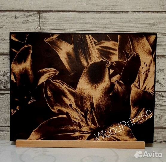 Портрет по фото выжженный на дереве