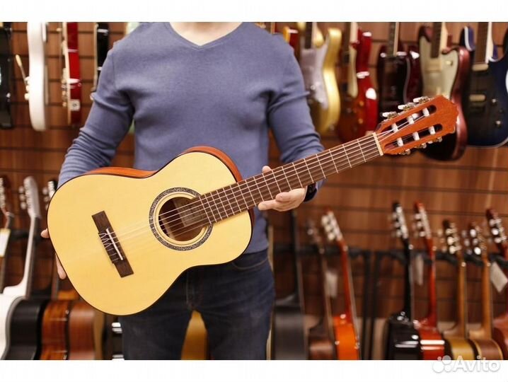Almires C-15 1/2 OP - классическая гитара 1/2