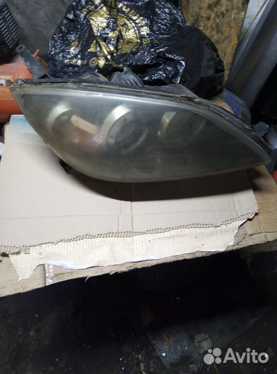 Фары на mazda 3