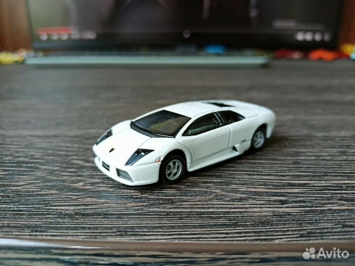 Tomica 1/64 lamborghini murcielago