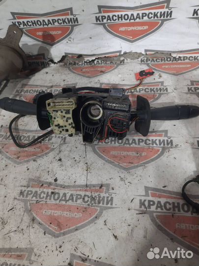 Блок подрулевых переключателей 7700846406 Renault