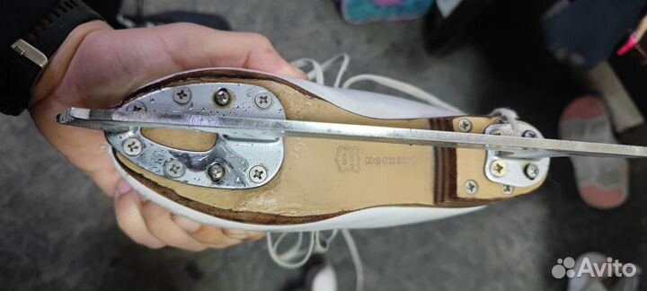 Фигурные коньки jackson elle 11/2С (размер 31 )