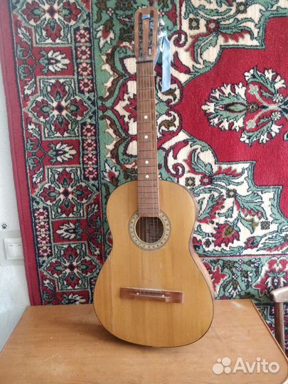 Классическая гитара шестиструнная бу